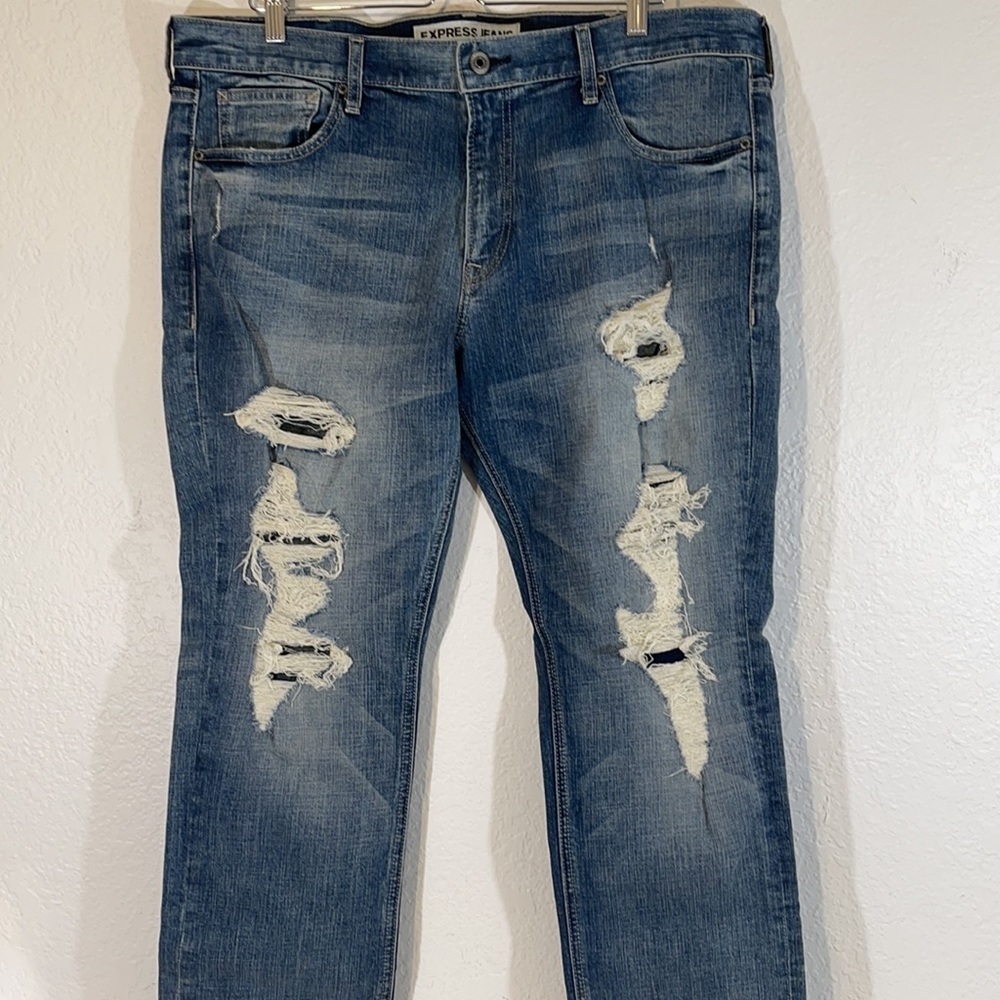 Express Rocco Slim Fit Skinny Leg Distressed Jeans - Picture 2 of 12